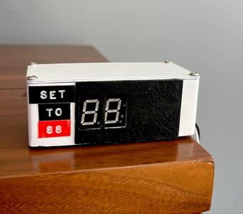 Scaled down BTTF Speedometer