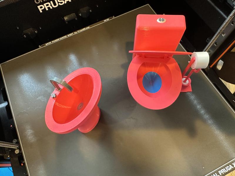 Barbie 1/6 Scale Bathroom ( Toilet , Sink ) with improved Lid and Seat