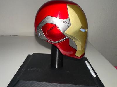 Iron Man head support