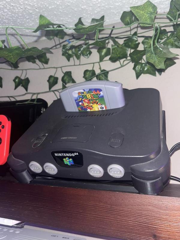 Slanted Nintendo 64 Stand