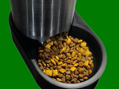 Cat food dispenser - gravity dispenser 