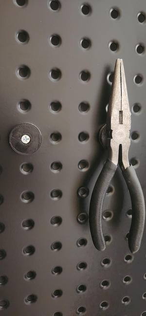 Pegboard Magnet Pin