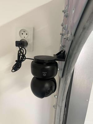 Woox camera holder