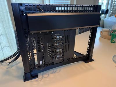 Desktop 19 inch prototyping server rack