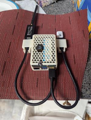 Raspberry Pi 5 NVMe+PoE HAT case with USB extension holders (snap fit)