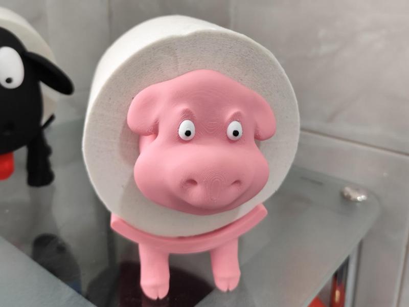 Pig shaped toilet roll holder