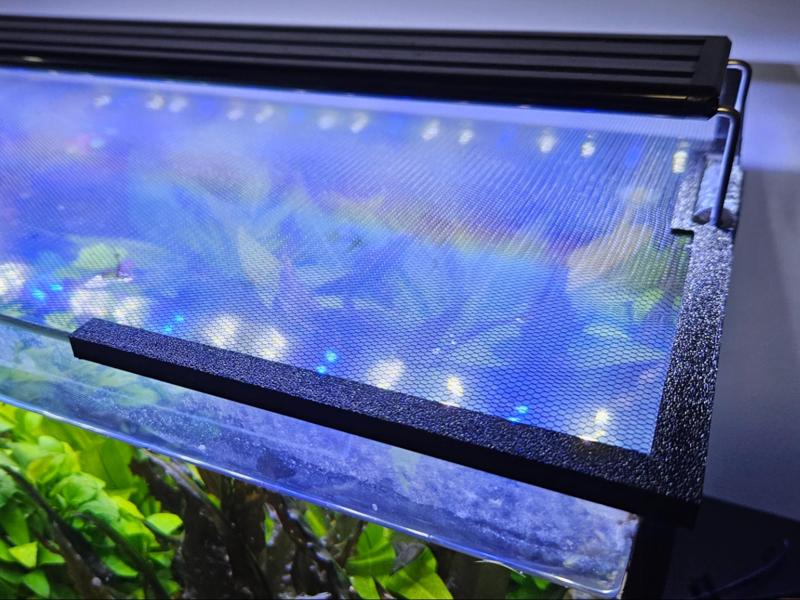 Modular Aquarium Frame For Mesh Lid