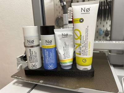 Cosmetics Holder for Nø Cosmetics – 4-Bottle Stand