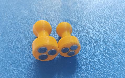 Magnetic push pin