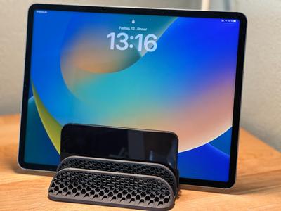 Hex Ipad Iphone stand