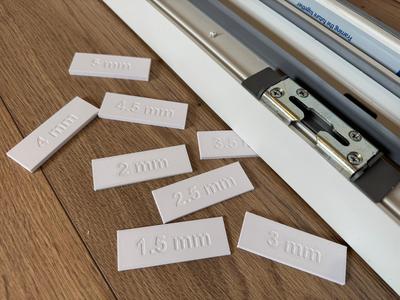 Spacers 1.5 - 5mm for windows & doors installation