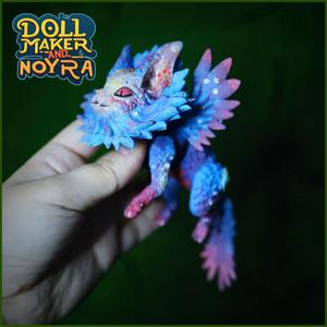 Articulated flexi toy: flying cat