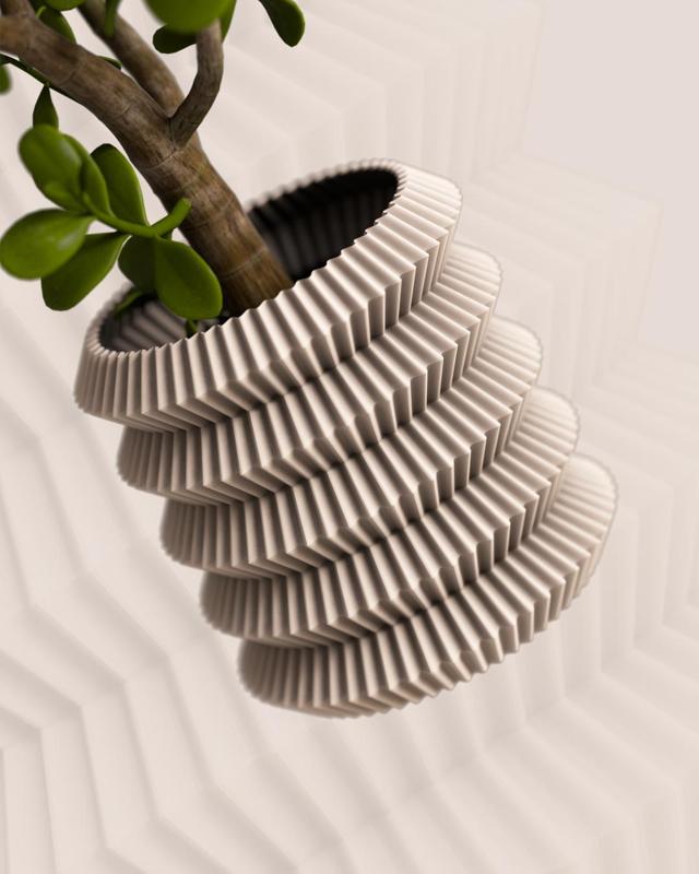 H33 ZIGZAG VASE