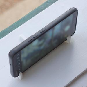 Simple Lightweight Vertical Phone Stand