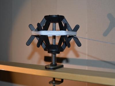 Embroidery floss swift