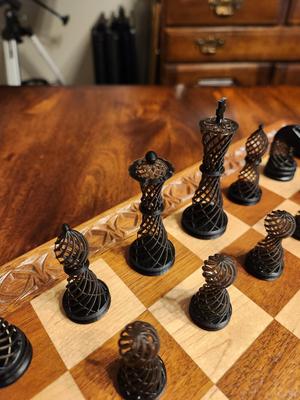 Helical Queen