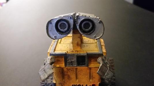 Wall-E Figure