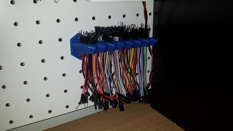 Modular jumper wire rack