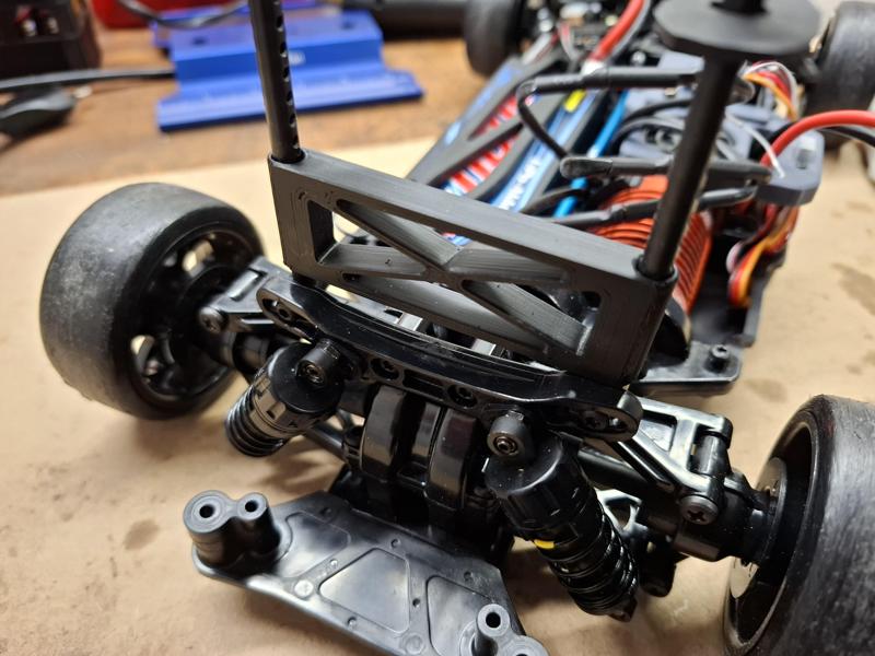 Tamiya TT02 / TT01 Body-Mount-Stiffner