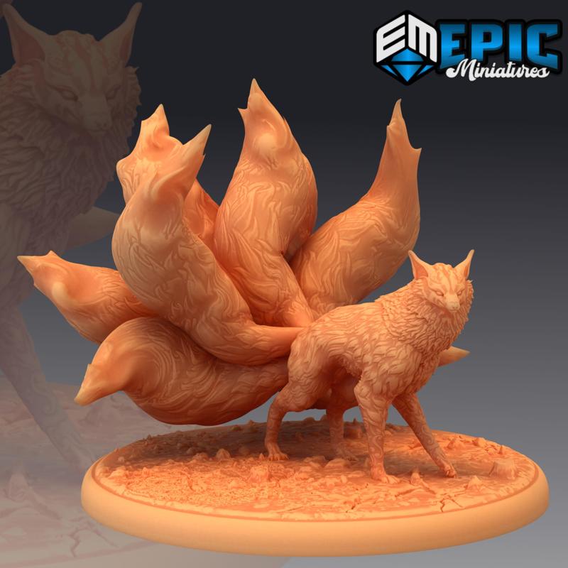 Nine Tailed Fox Spirit / Kitsune / Japanese Yokai