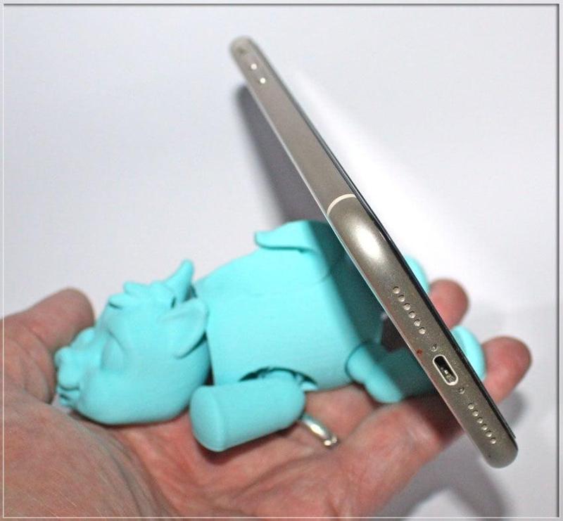 Flexi Squirrel Phone Stand