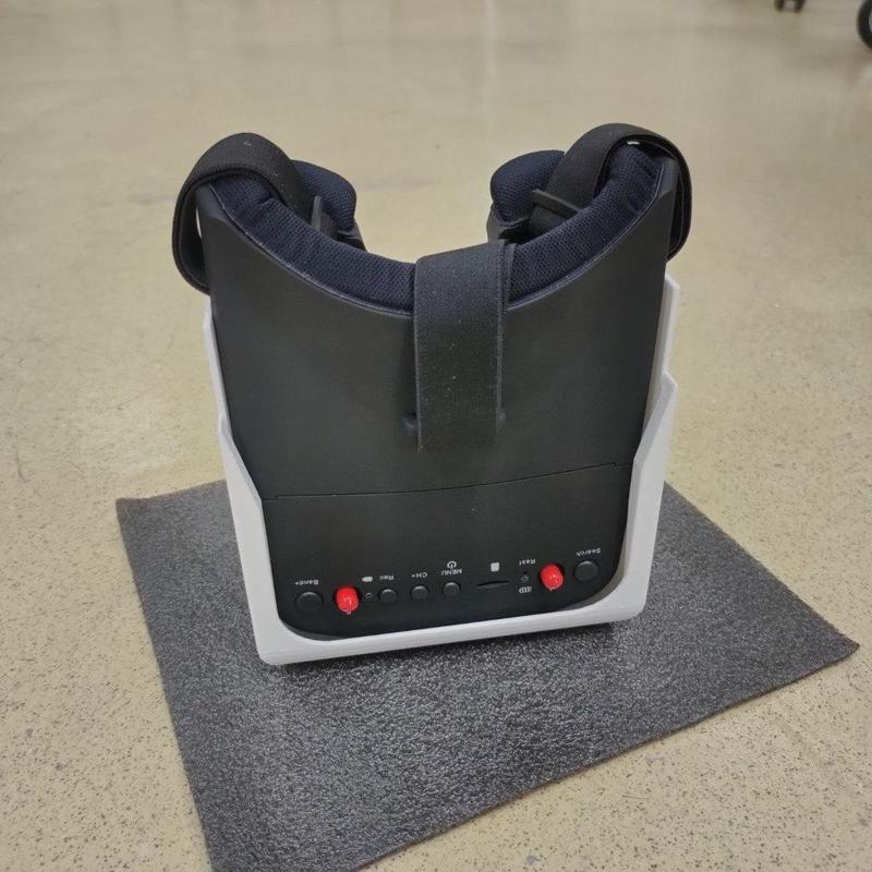 5.8G FPV Goggles Wall Mount