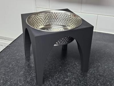 Dog bowl holder, riser