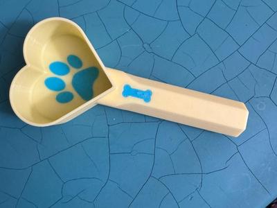 Quarter Pawtion – Adorable 1/4 Cup Dog Food Scoop