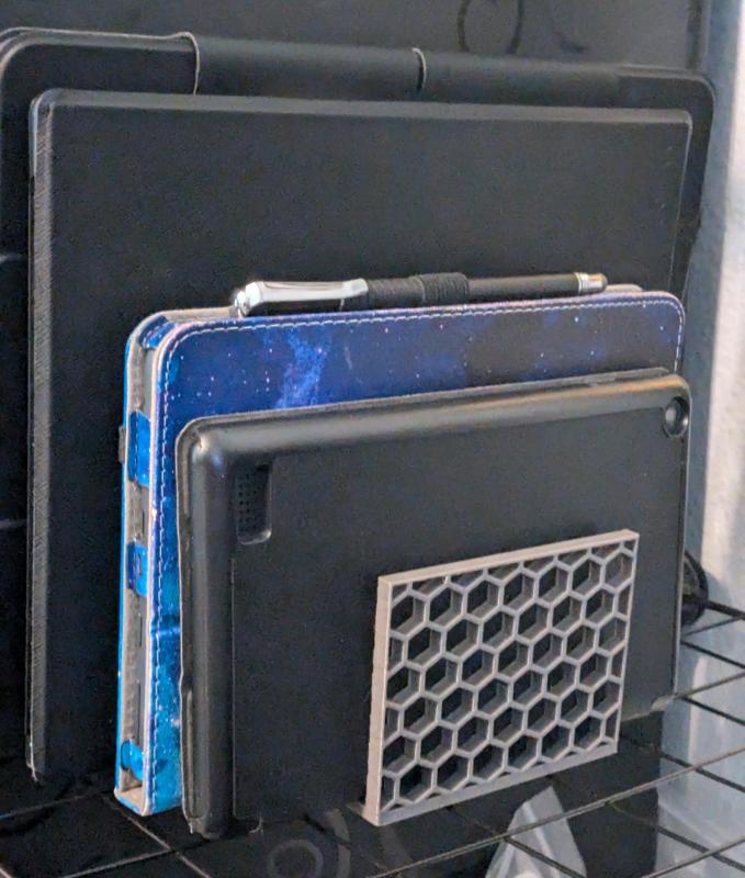Honeycomb Tablet Stand