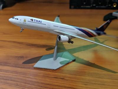 Model Airplane Stand (1:400 Scale)