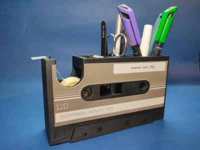 DESKTOP PEN HOLDER 