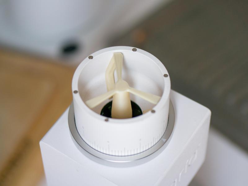 Varia Coffee Grinder bean distributor