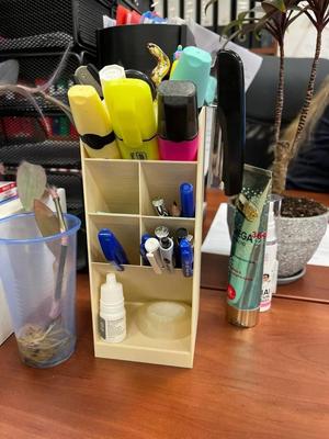 Desktop organizer