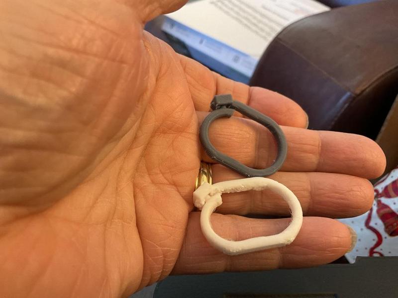 Ring clip to hold canvas walls on ga