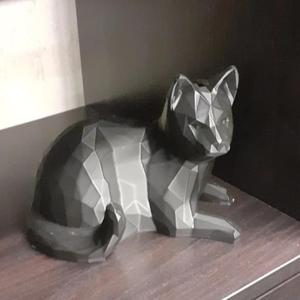 Cat shaped piggy bank
