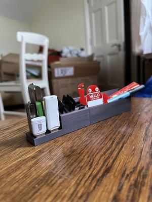 USB, Micro SD & SD Card Holder - BackToSchool - Desk Tidy
