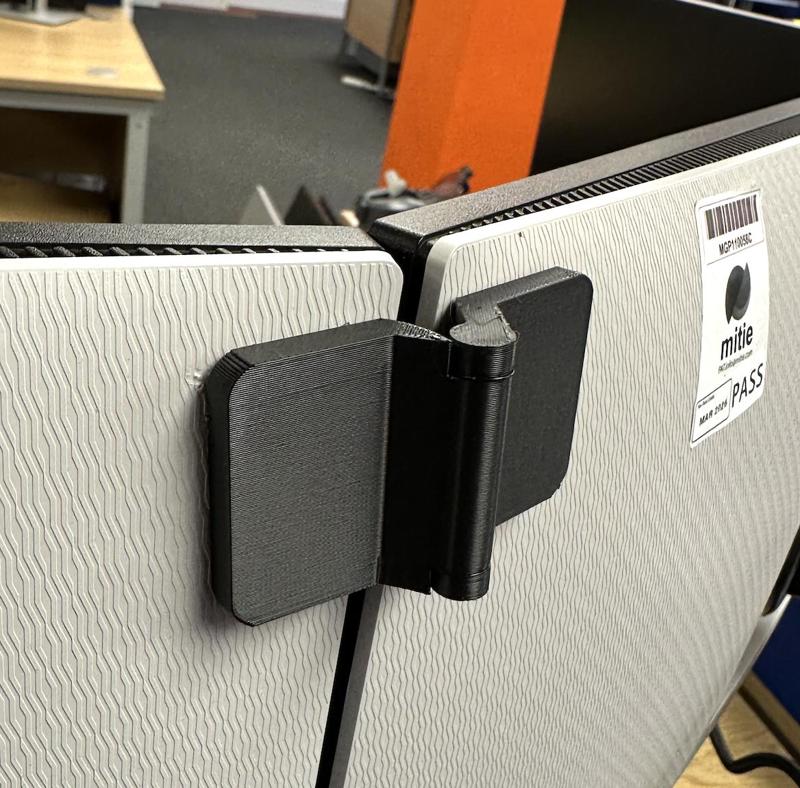 Monitor Alignment Tool / Hinge