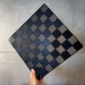 minimalistic chess board