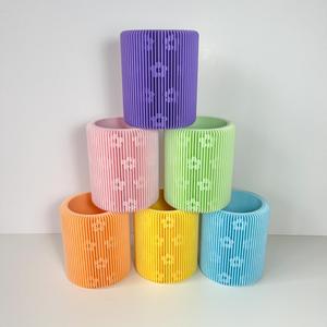 Flowers pen holder/ toothbrush holder