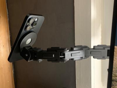 iPhone MagSafe Monitor Stand Mount