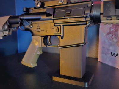 Soft air gun AR-15/M4A1 magazine stand