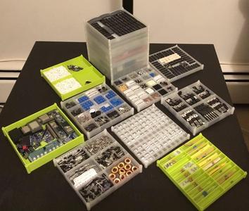 STACKABLE BINS ORGANIZER