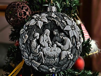 The Nativity of Jesus - Bauble Cristmas Ornament 