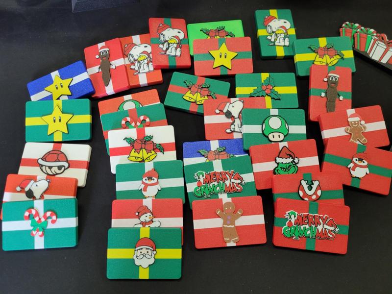 Reusable Latching Gift Card Box (Christmas)