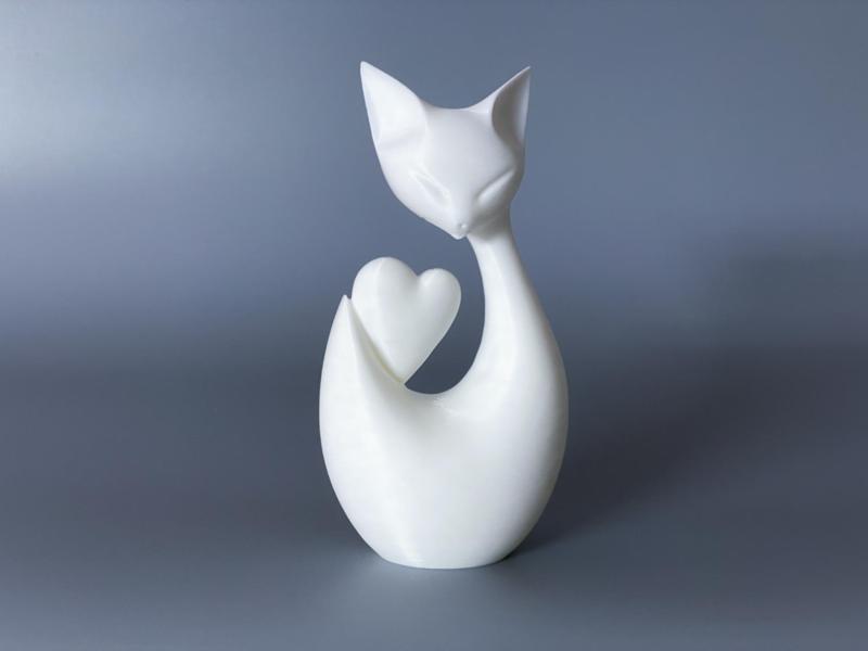 Valentine’s Cat with Heart Home Decor 