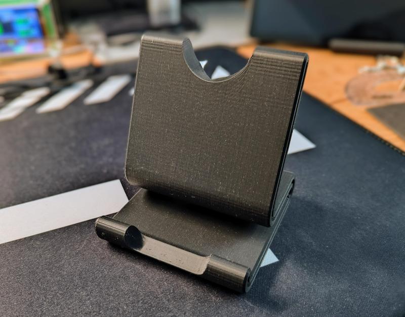 Smartphone stand (optional multi-color, no MMU/AMS)