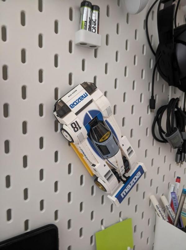 CaDFI 1:24 car IKEA Skadis