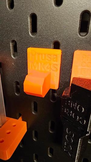 MK4S Nozzle Replacement Tool (sock) Skadis holder   