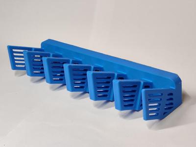 Hanger for 6x AK 47 magazines.