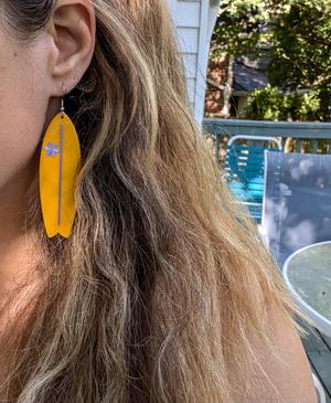 Vintage Surfboard Earrings - Summer Fun Dangling Earrings with easy filament change for two colors